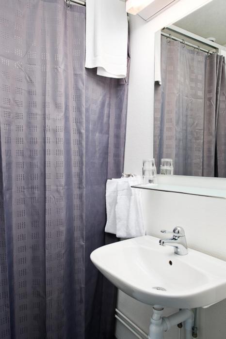 Gästisbacken Hotell Alfta Exteriör bild